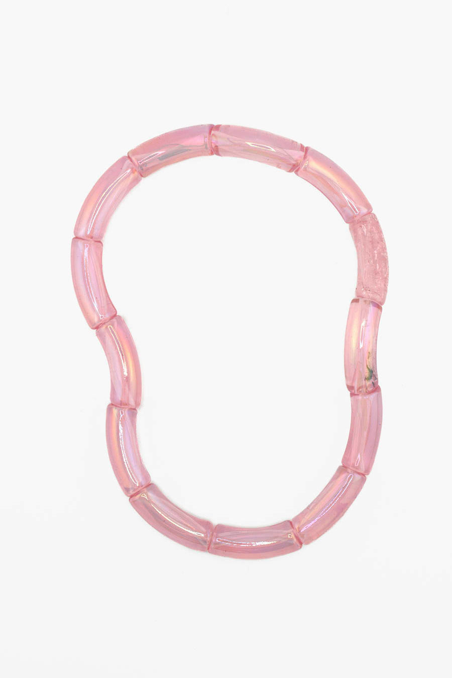 Collier Bourjeone Fraise fait main, perles cylindriques roses translucides